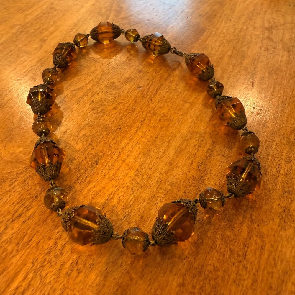 VintageAmber Color Faceted Beads with Brass-Color Ornate Settings Short Necklace